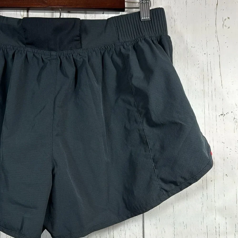 Nike Womens Dri Fit Running Division Tempo Luxe Black Athletic Short